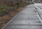 Благодаря усилиям Павла Горшкова в Первомайском районе отремонтировали тротуар на улице Марата